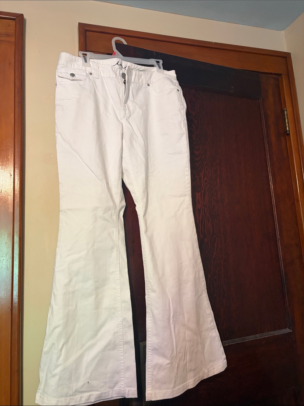 Mossimo Supply Co. White Flared Wide-Leg Jeans